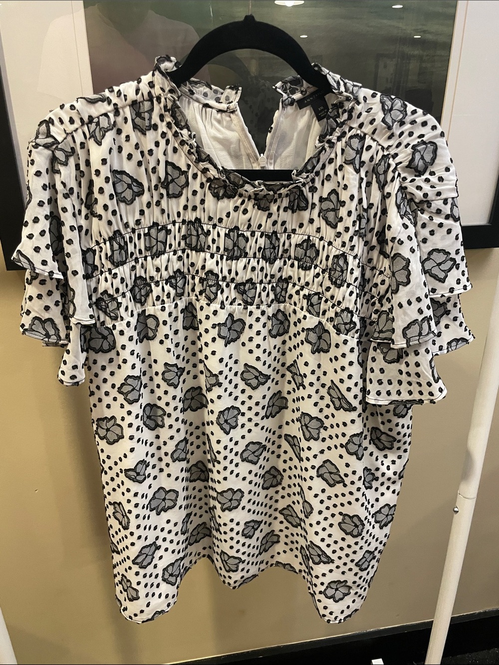 Ann Taylor. XXL. Woven Floral Smocked Ruffle Sleeve Top - White/Black